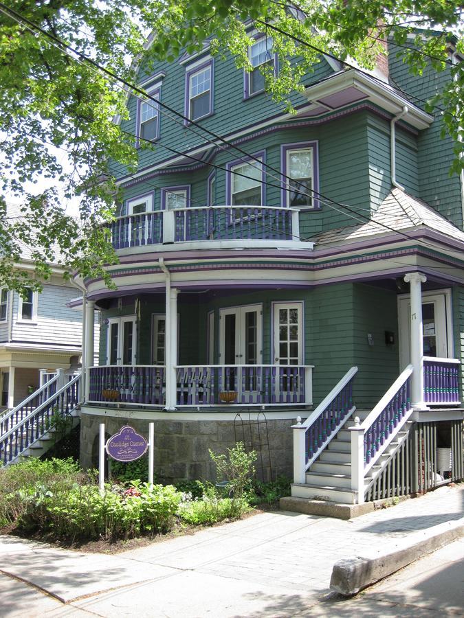 The Coolidge Corner Guest House: A Brookline Bed And Breakfast 외부 사진